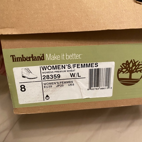 Low Cut Waterproof Timberland Booties - Picture 11 of 12